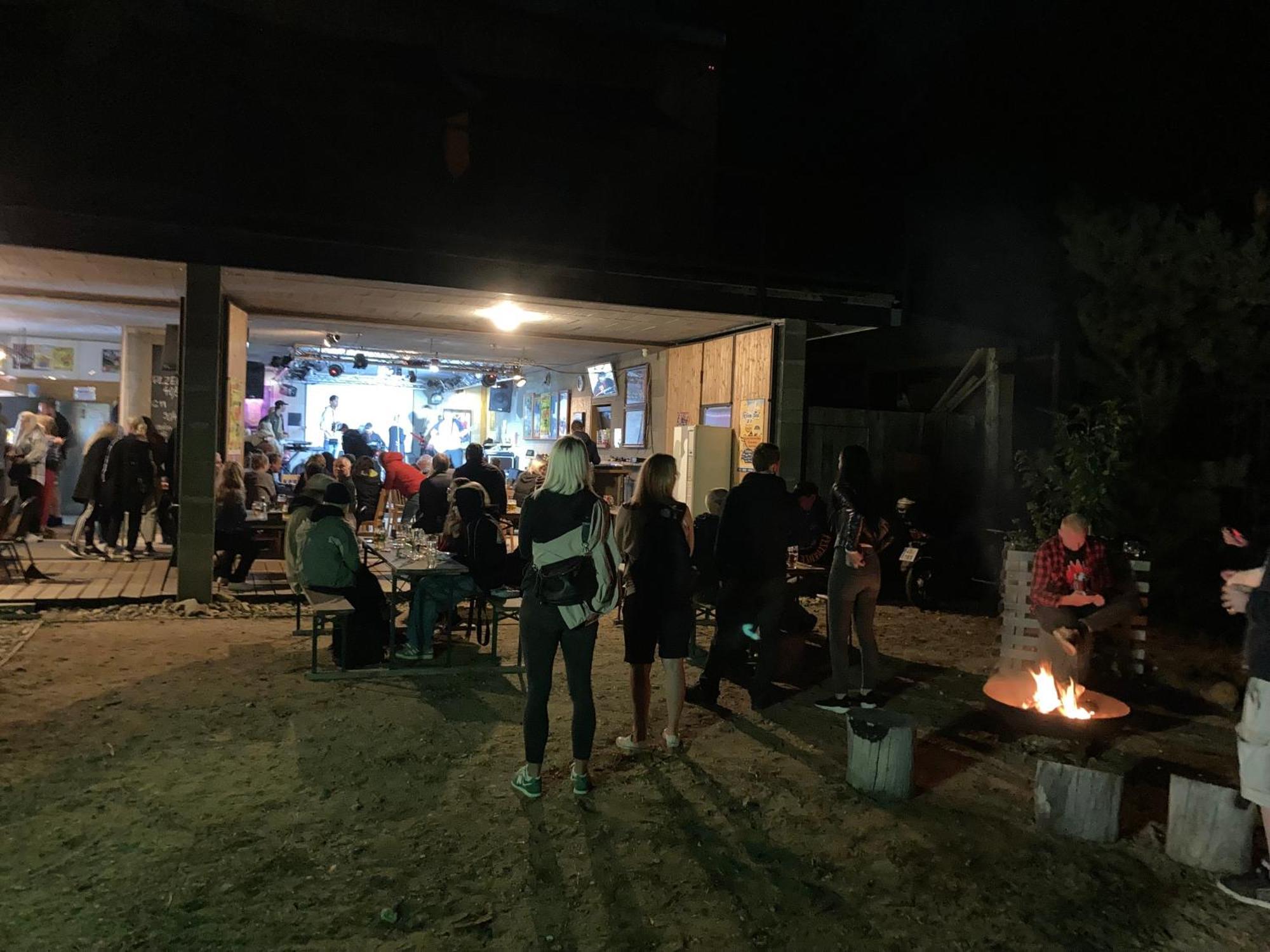 Klubovna u Kanálu KuK - apartman lux Racice  Esterno foto