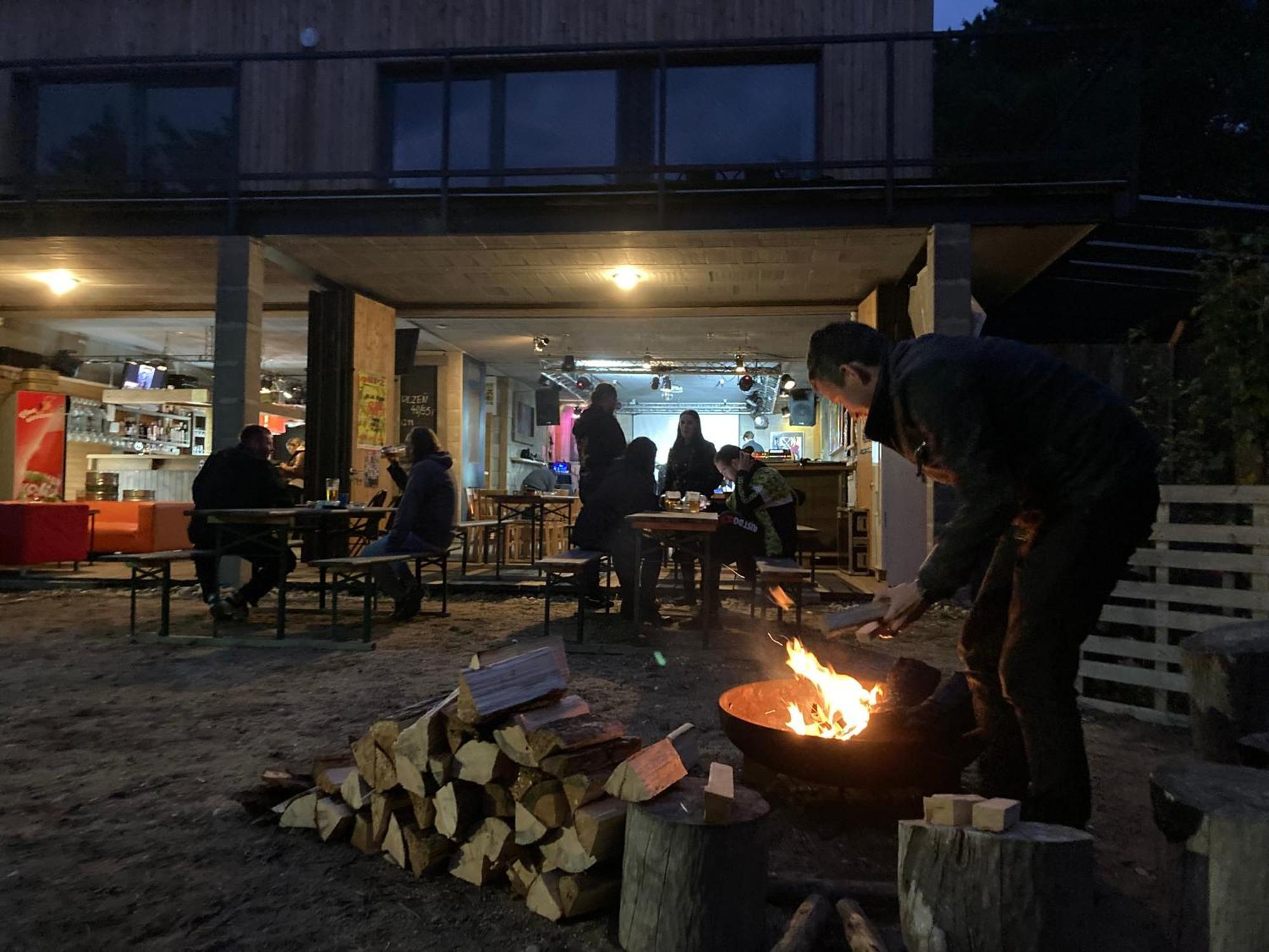 Klubovna u Kanálu KuK - apartman lux Racice  Esterno foto